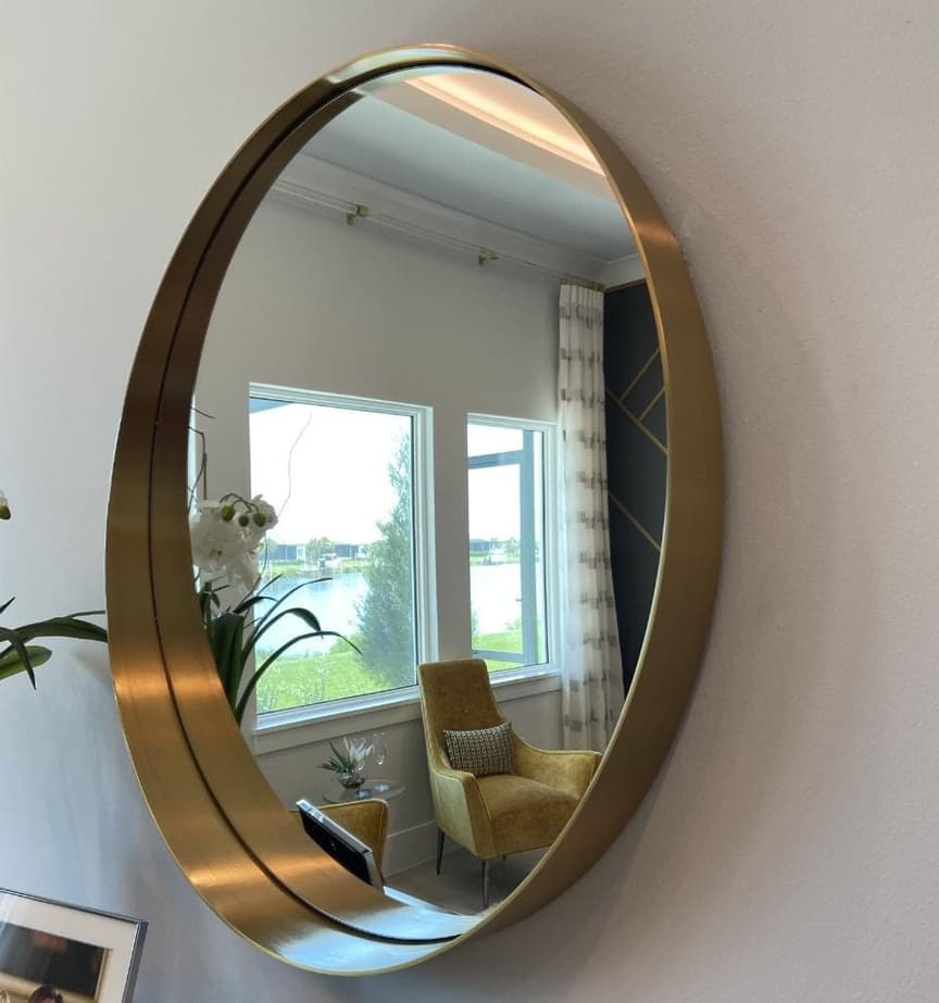 Effinito Mirror mirror